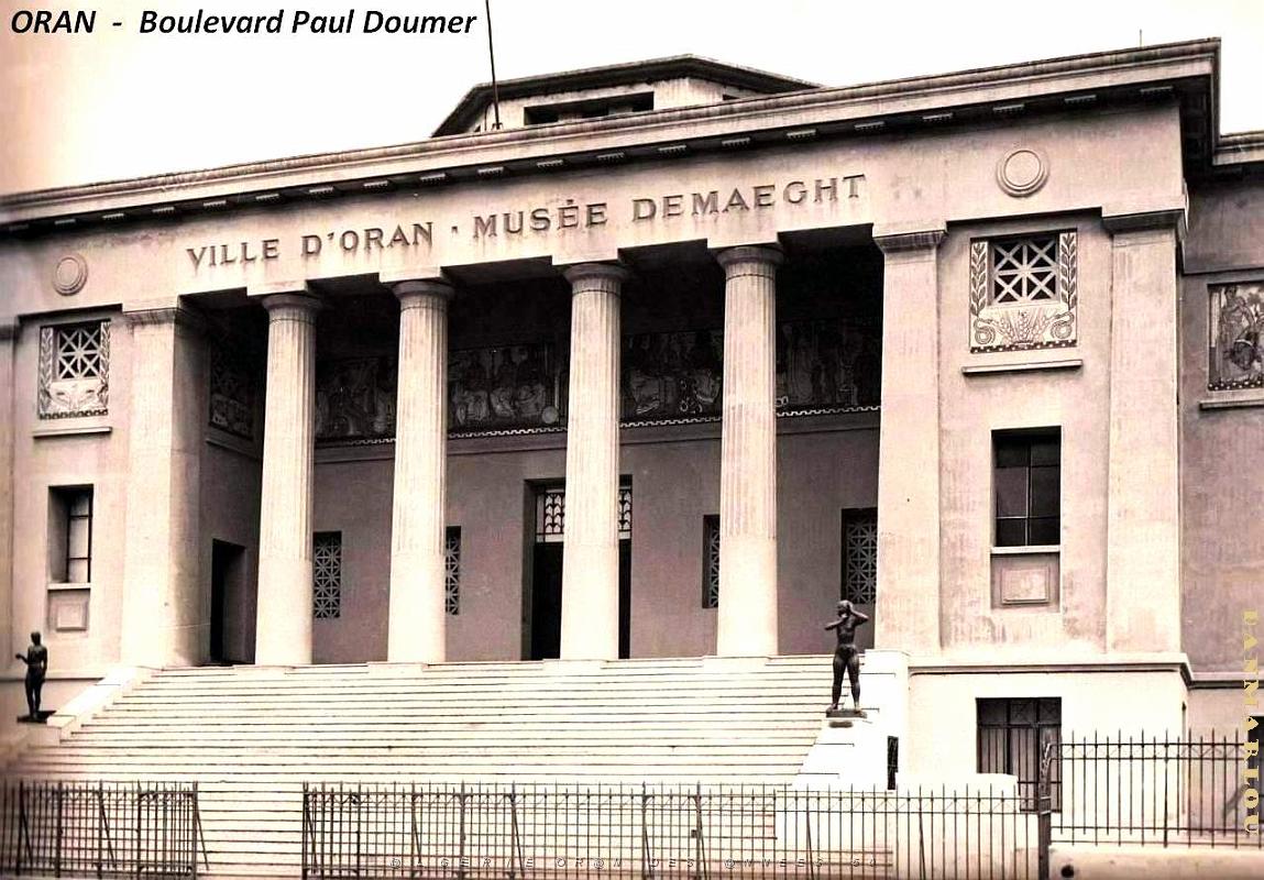 Oran - Boulevard Paul Doumer- Musee Demaeght.jpg